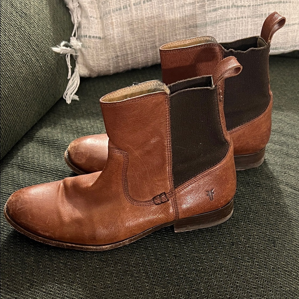 Frye Leather Boots- Size 9.5